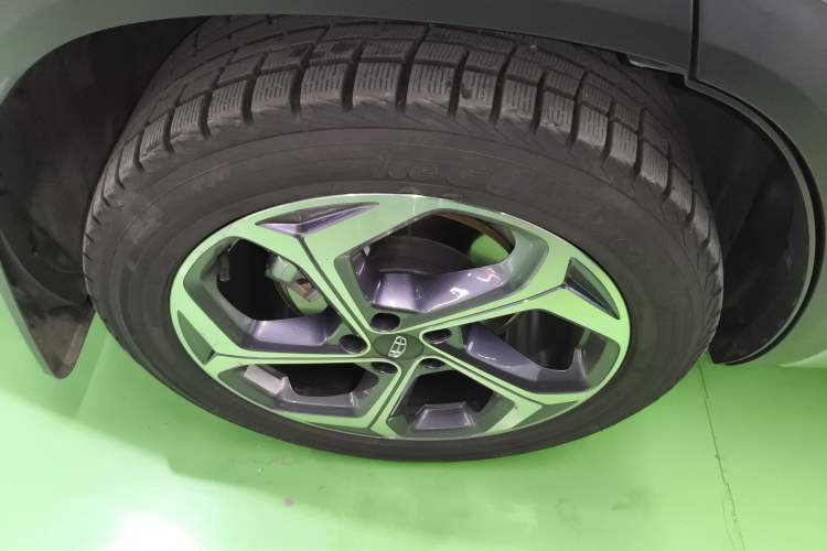 Used Geely Auto Monjaro L 2024 2.0TD DCT EVO Two-Wheel Drive Long-Range Version Exterior 5