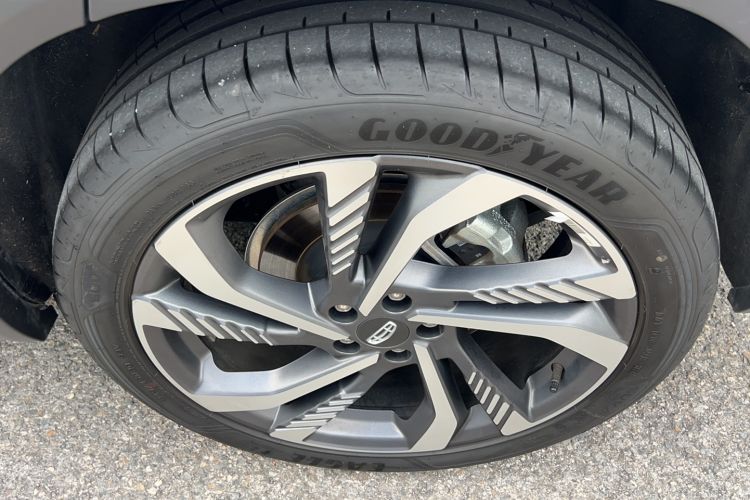 Used Geely Auto Monjaro L 2024 2.0TD High-Power Automatic Two-Wheel Drive Skyline Edition Exterior 9