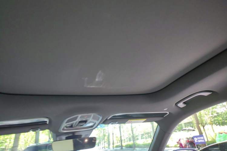 Used Geely Auto Monjaro L 2024 2.0TD DCT EVO Two-Wheel-Drive Luxury Version Headliner