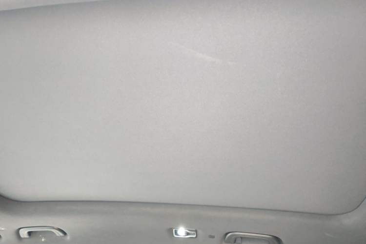 Used Geely Auto Monjaro L 2024 2.0TD High-Power Automatic Two-Wheel Drive Skyline Edition Headliner