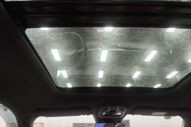 Used Geely Auto Monjaro L 2024 2.0TD High-Power Automatic Two-Wheel Drive Yunqi Version Headliner