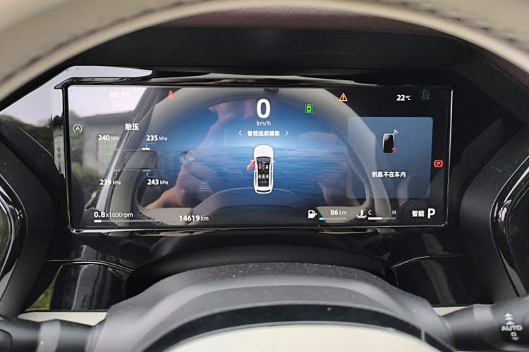 Used Geely Auto Monjaro L 2024 2.0TD High-Power Automatic Two-Wheel Drive Yunqi Version Instrument Cluster