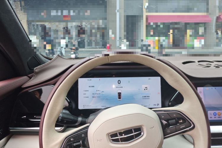 Used Geely Auto Monjaro L 2024 2.0TD High-Power Automatic Two-Wheel Drive Yunqi Version Instrument Cluster