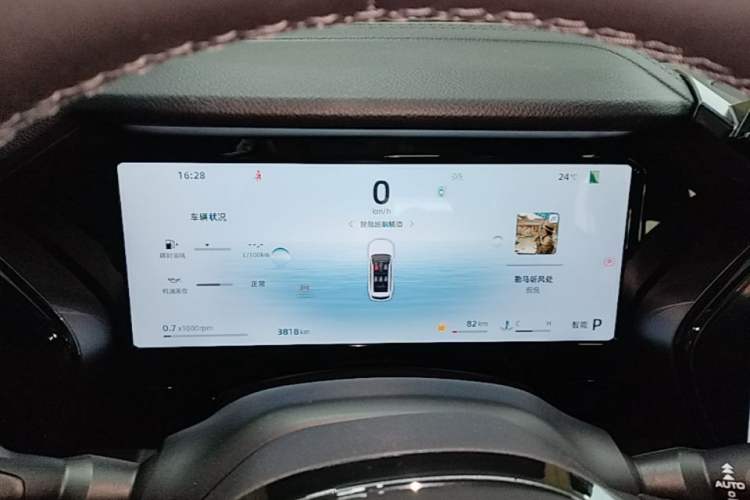 Used Geely Auto Monjaro L 2024 2.0TD DCT EVO Two-Wheel Drive Long-Range Version Instrument Cluster