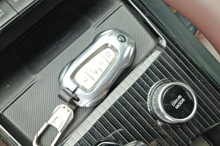 Used Geely Auto Monjaro L 2024 2.0TD High-Power Automatic Two-Wheel Drive Yunqi Version Interior 1
