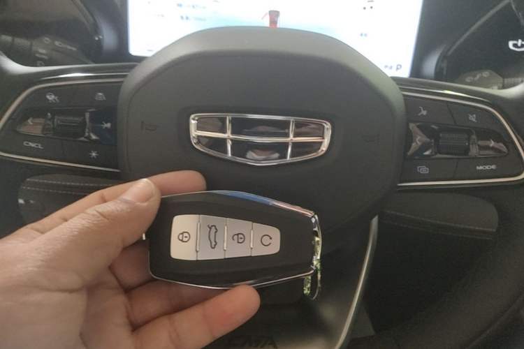 Used Geely Auto Monjaro L 2024 2.0TD DCT EVO Two-Wheel Drive Long-Range Version Interior 1