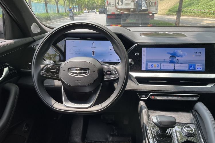 Used Geely Auto Monjaro L 2024 2.0TD High-Power Automatic Two-Wheel Drive Skyline Edition Interior 1