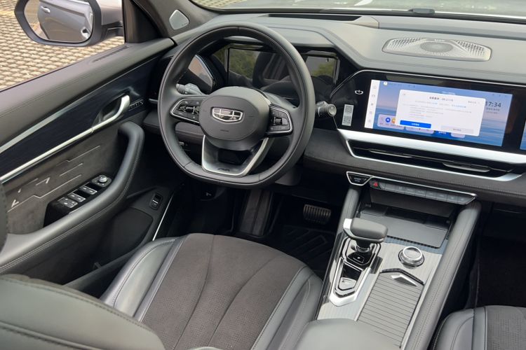 Used Geely Auto Monjaro L 2024 2.0TD High-Power Automatic Two-Wheel Drive Skyline Edition Interior 2