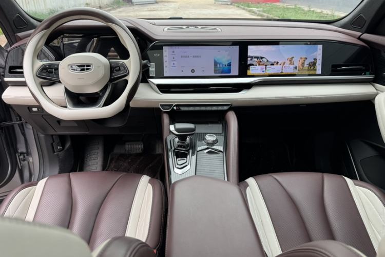 Used Geely Auto Monjaro L 2024 2.0TD High-Power Automatic Two-Wheel Drive Yunqi Version Interior 2