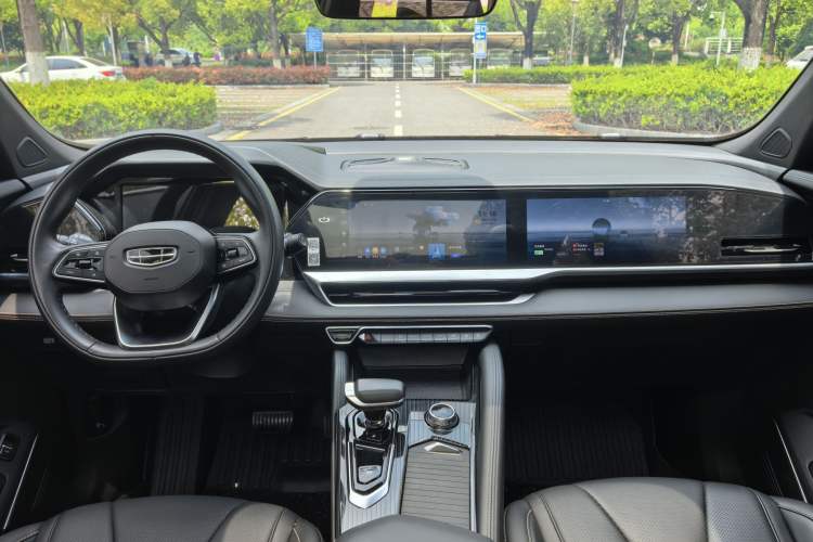 Used Geely Auto Monjaro L 2024 2.0TD DCT EVO Two-Wheel Drive Long-Range Version Interior 3