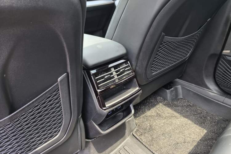 Used Geely Auto Monjaro L 2024 2.0TD DCT EVO Two-Wheel Drive Long-Range Version Interior 5