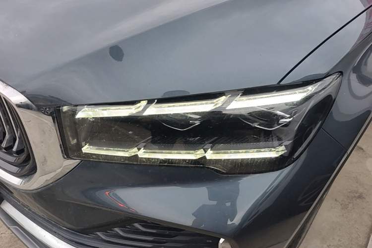 Used Geely Auto Monjaro L 2024 2.0TD High-Power Automatic Two-Wheel Drive Yunqi Version Left Front Headlight