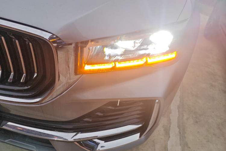 Used Geely Auto Monjaro L 2024 2.0TD High-Power Automatic Two-Wheel Drive Skyline Edition Left Front Headlight