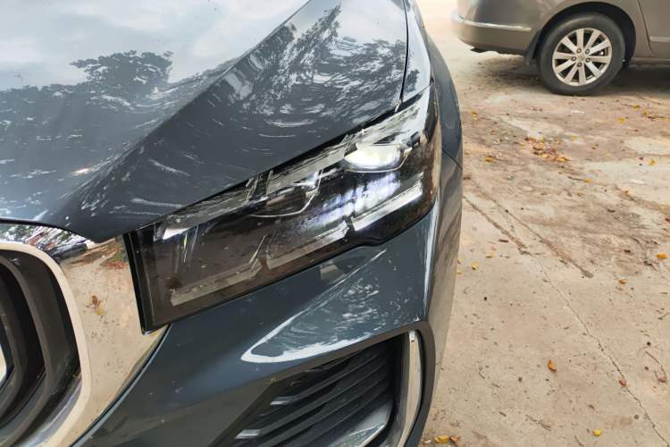 Used Geely Auto Monjaro L 2024 2.0TD High-Power Automatic Two-Wheel Drive Yunqi Version Left Front Headlight