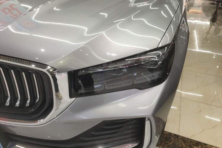 Used Geely Auto Monjaro L 2024 2.0TD High-Power Automatic Two-Wheel Drive Yunqi Version Left Front Headlight