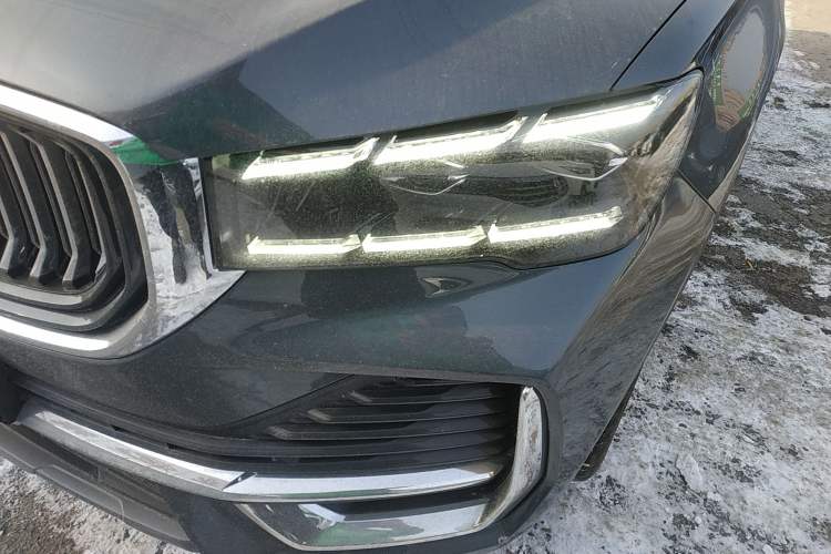 Used Geely Auto Monjaro L 2024 2.0TD High-Power Automatic Two-Wheel Drive Skyline Edition Left Front Headlight