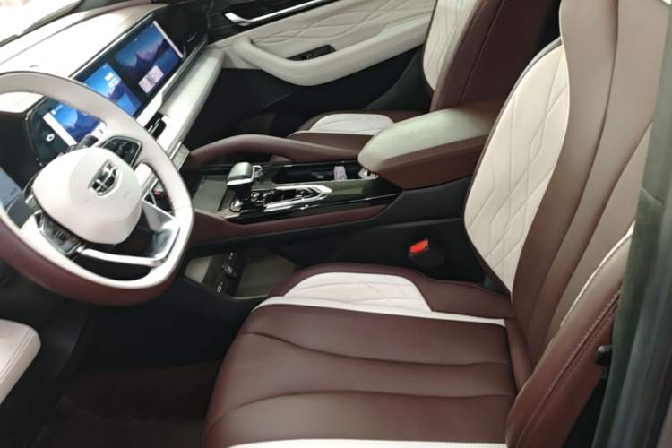 Used Geely Auto Monjaro L 2024 2.0TD High-Power Automatic Two-Wheel Drive Yunqi Version Left Front Seat