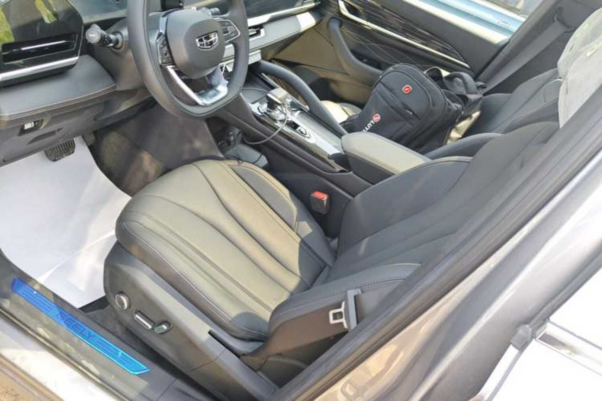 Used Geely Auto Monjaro L 2024 2.0TD DCT EVO Two-Wheel Drive Long-Range Version Left Front Seat