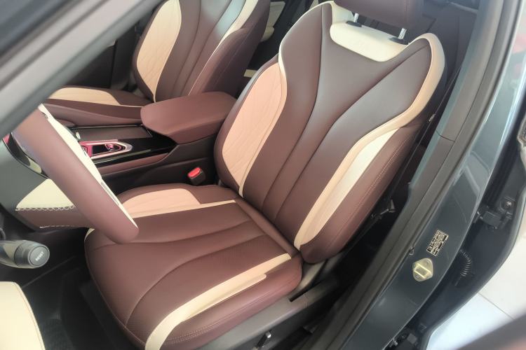 Used Geely Auto Monjaro L 2024 2.0TD High-Power Automatic Two-Wheel Drive Yunqi Version Left Front Seat