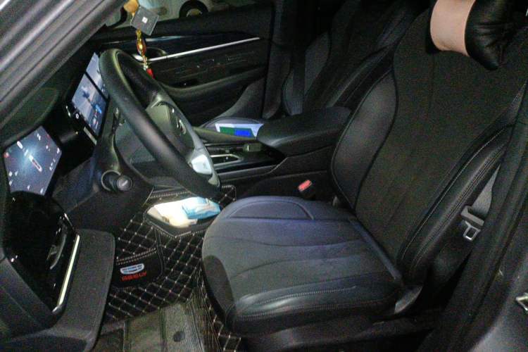Used Geely Auto Monjaro L 2024 2.0TD High-Power Automatic Two-Wheel Drive Skyline Edition Left Front Seat