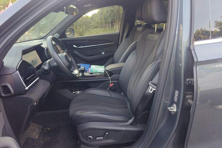Used Geely Auto Monjaro L 2024 2.0TD High-Power Automatic Two-Wheel Drive Skyline Edition Left Front Seat