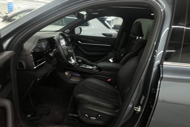 Used Geely Auto Monjaro L 2024 2.0TD High-Power Automatic Two-Wheel Drive Skyline Edition Left Front Seat