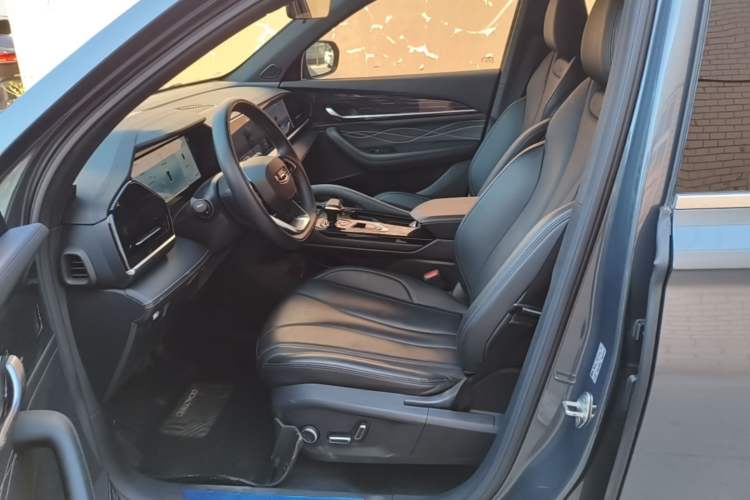 Used Geely Auto Monjaro L 2024 2.0TD DCT EVO Two-Wheel Drive Long-Range Version Left Front Seat