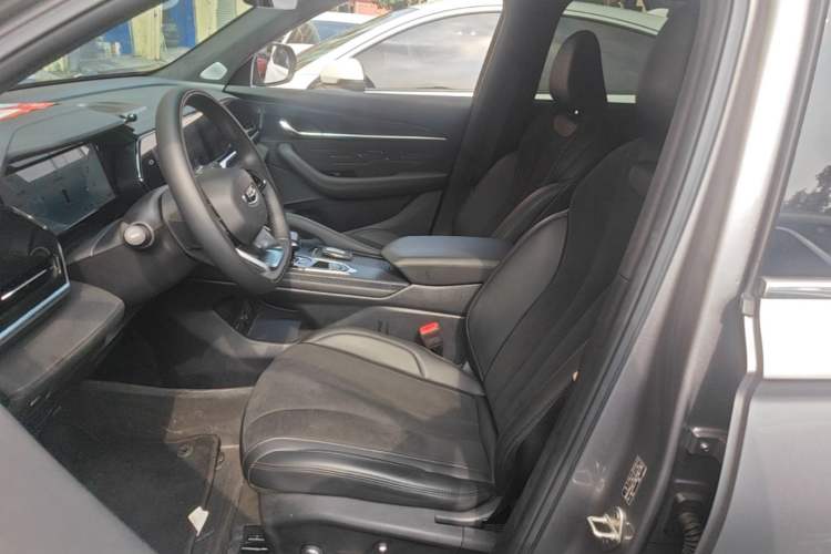 Used Geely Auto Monjaro L 2024 2.0TD High-Power Automatic Two-Wheel Drive Skyline Edition Left Front Seat