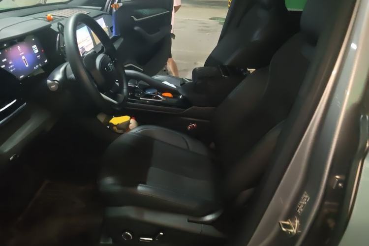 Used Geely Auto Monjaro L 2024 2.0TD High-Power Automatic Two-Wheel Drive Yunqi Version Left Front Seat