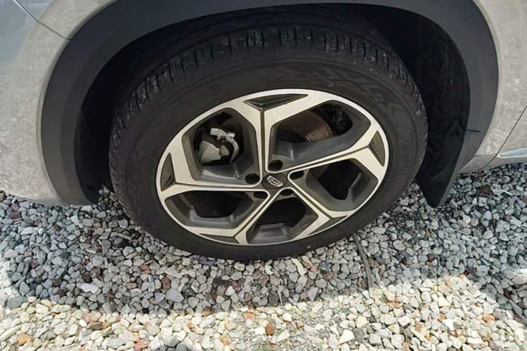 Used Geely Auto Monjaro L 2024 2.0TD DCT EVO Two-Wheel Drive Long-Range Version Left Front Wheel Hub