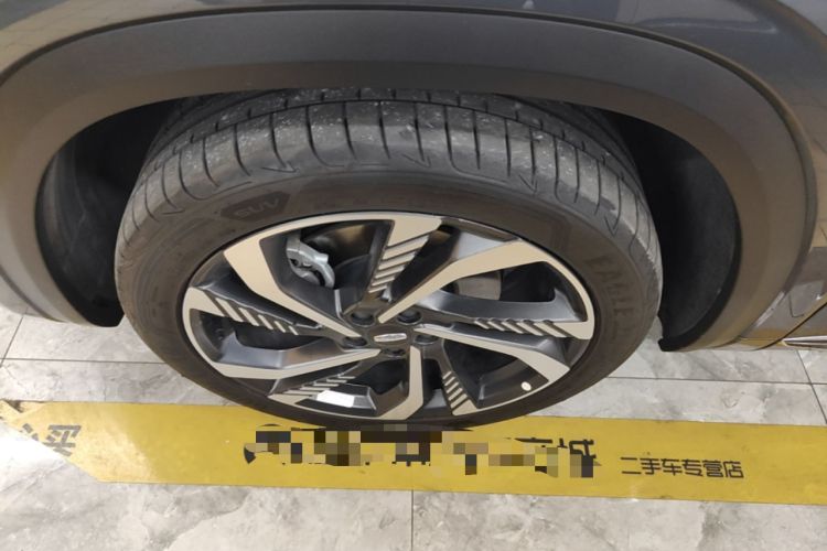 Used Geely Auto Monjaro L 2024 2.0TD High-Power Automatic Two-Wheel Drive Skyline Edition Left Front Wheel Hub