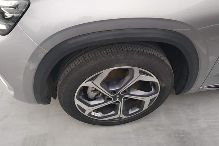 Used Geely Auto Monjaro L 2024 2.0TD High-Power Automatic Two-Wheel Drive Yunqi Version Left Front Wheel Hub