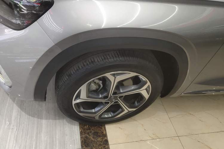 Used Geely Auto Monjaro L 2024 2.0TD High-Power Automatic Two-Wheel Drive Yunqi Version Left Front Wheel Hub