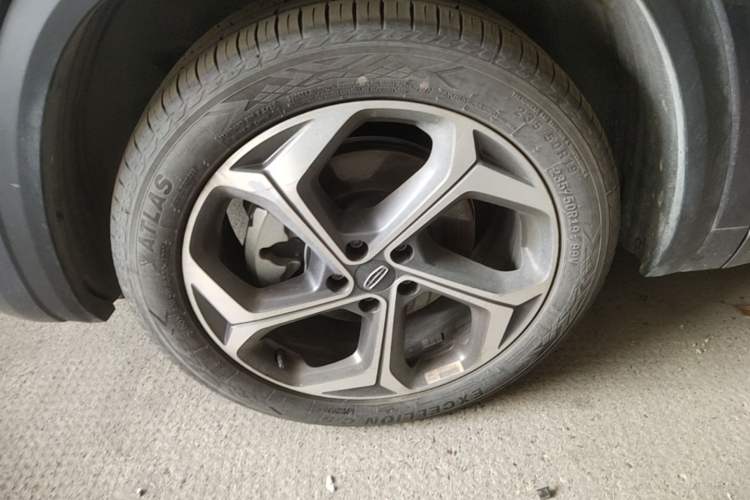 Used Geely Auto Monjaro L 2024 2.0TD DCT EVO Two-Wheel Drive Long-Range Version Left Front Wheel Hub