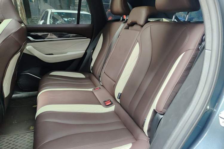 Used Geely Auto Monjaro L 2024 2.0TD High-Power Automatic Two-Wheel Drive Yunqi Version Left Rear Seat