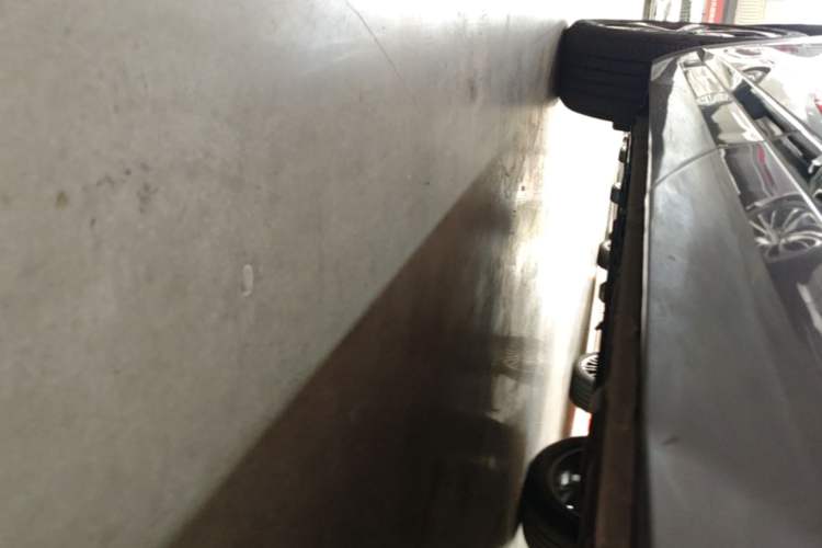 Used Geely Auto Monjaro L 2024 2.0TD High-Power Automatic Two-Wheel Drive Yunqi Version Left Side Sill