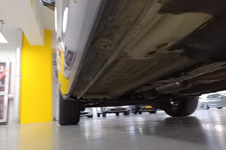 Used Geely Auto Monjaro L 2024 2.0TD High-Power Automatic Two-Wheel Drive Skyline Edition Left Side Sill