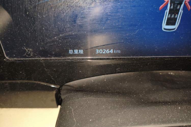 Used Geely Auto Monjaro L 2024 2.0TD High-Power Automatic Two-Wheel Drive Yunqi Version Odometer Close Up