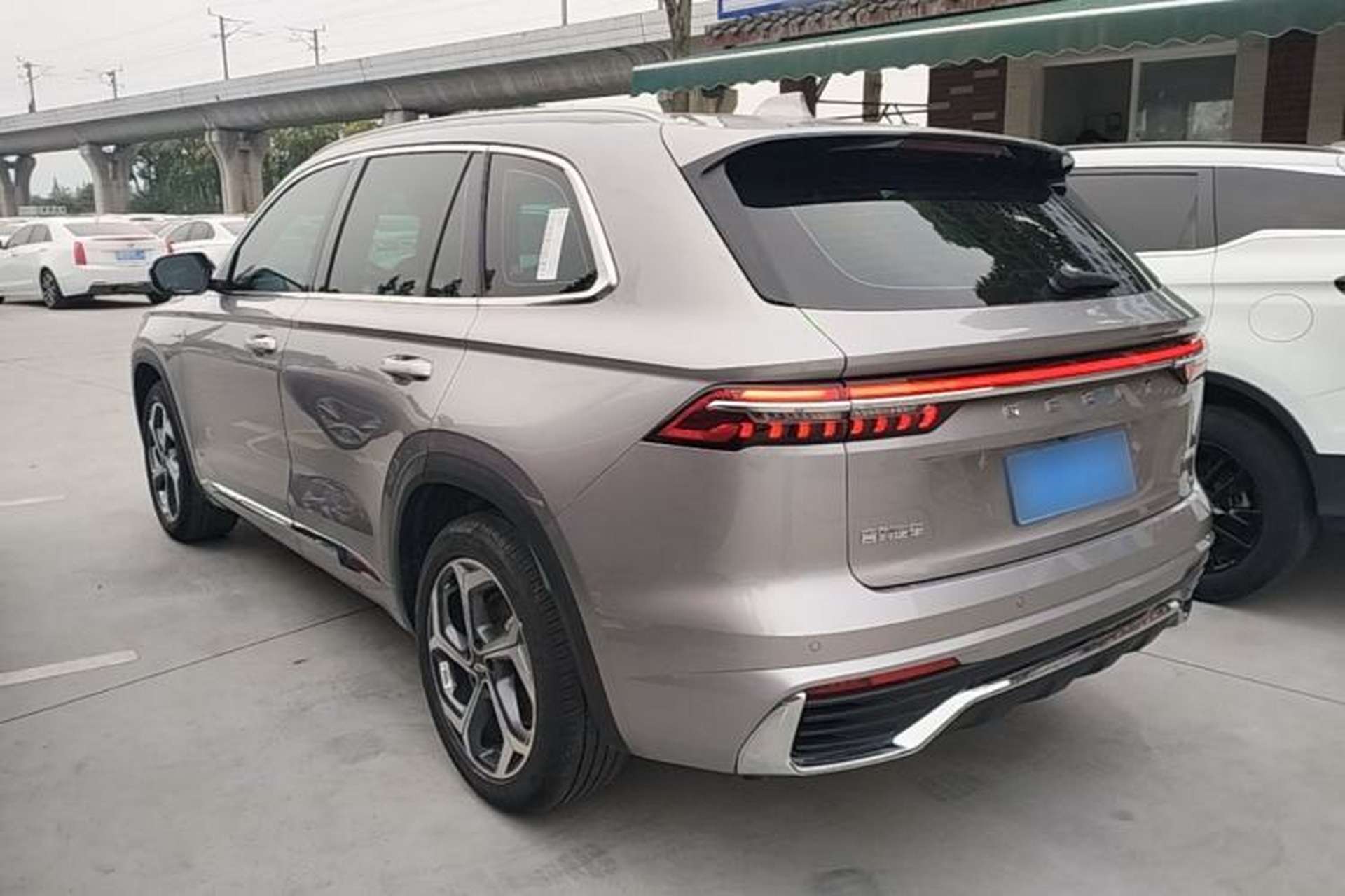 Used Geely Auto Monjaro L 2024 2.0TD High-Power Automatic Two-Wheel Drive Yunqi Version Rear Left 45 Deg