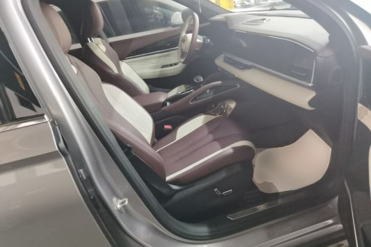 Used Geely Auto Monjaro L 2024 2.0TD High-Power Automatic Two-Wheel Drive Yunqi Version Right Front Seat