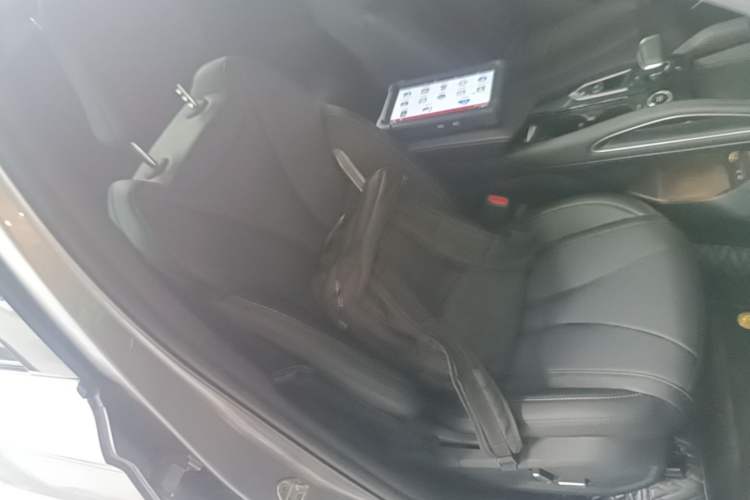 Used Geely Auto Monjaro L 2024 2.0TD DCT EVO Two-Wheel Drive Long-Range Version Right Front Seat