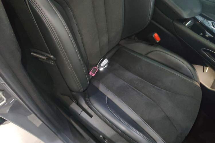 Used Geely Auto Monjaro L 2024 2.0TD High-Power Automatic Two-Wheel Drive Skyline Edition Right Front Seat