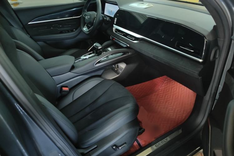 Used Geely Auto Monjaro L 2024 2.0TD High-Power Automatic Two-Wheel Drive Skyline Edition Right Front Seat