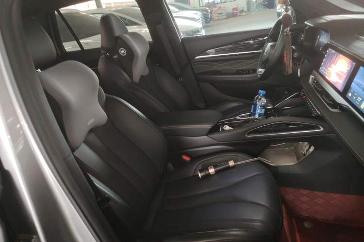 Used Geely Auto Monjaro L 2024 2.0TD DCT EVO Two-Wheel Drive Long-Range Version Right Front Seat