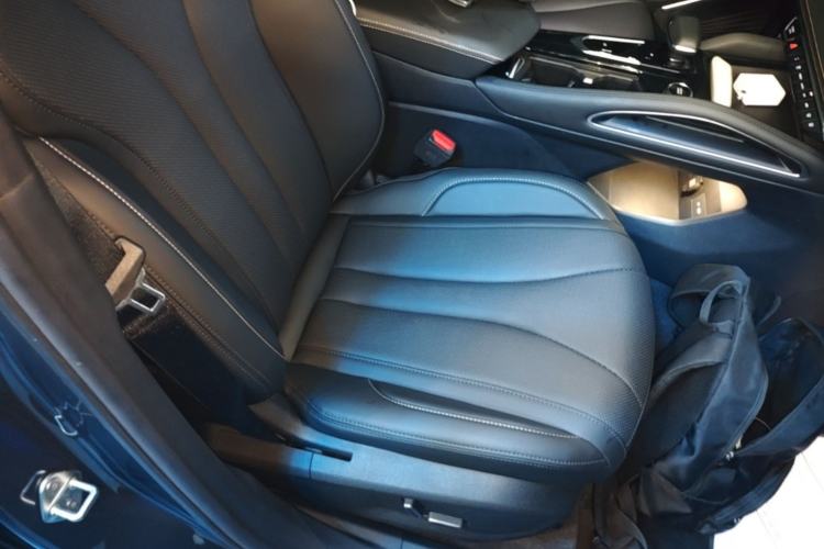 Used Geely Auto Monjaro L 2024 2.0TD DCT EVO Two-Wheel Drive Long-Range Version Right Front Seat