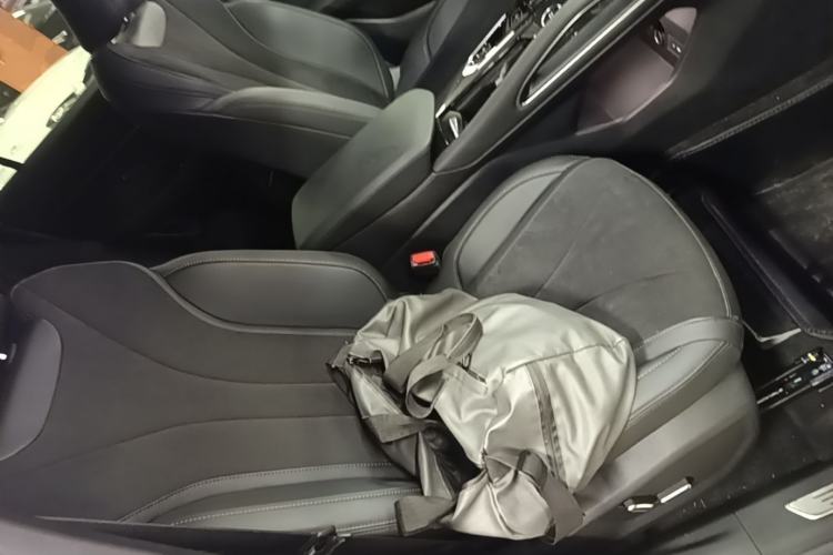 Used Geely Auto Monjaro L 2024 2.0TD High-Power Automatic Two-Wheel Drive Skyline Edition Right Front Seat