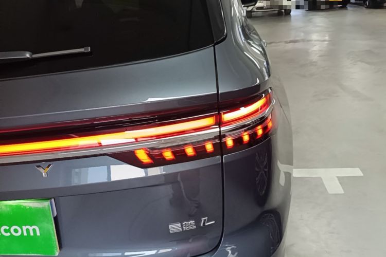Used Geely Auto Monjaro L 2024 2.0TD High-Power Automatic Two-Wheel Drive Skyline Edition Right Rear Taillight