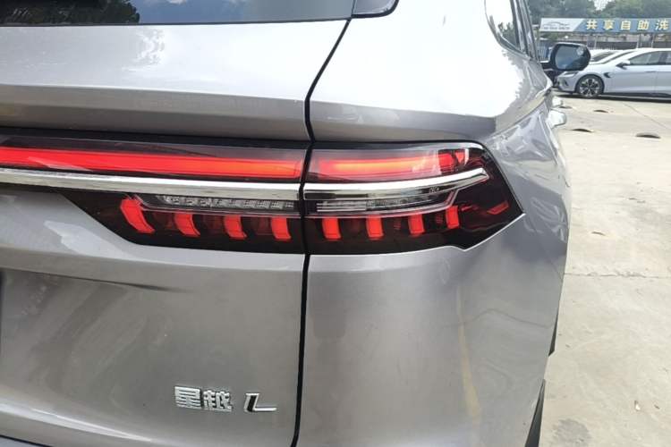 Used Geely Auto Monjaro L 2024 2.0TD High-Power Automatic Two-Wheel Drive Skyline Edition Right Rear Taillight