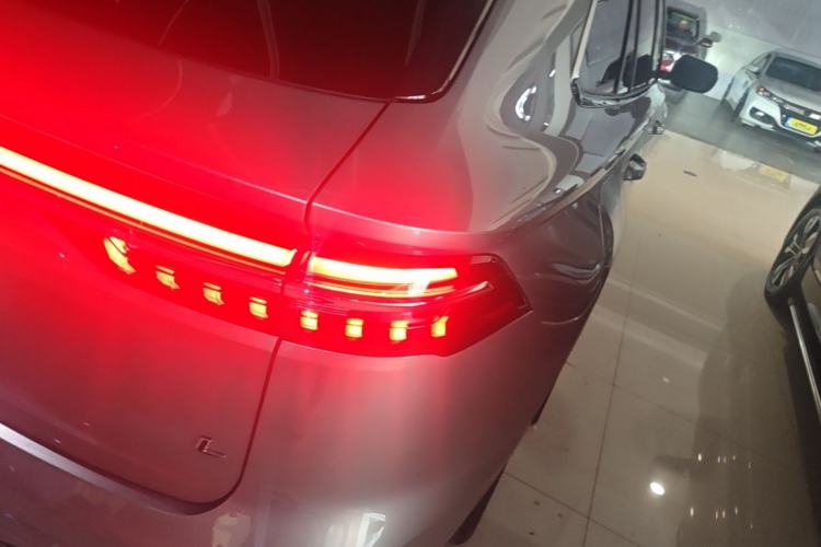 Used Geely Auto Monjaro L 2024 2.0TD High-Power Automatic Two-Wheel Drive Skyline Edition Right Rear Taillight