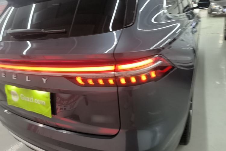 Used Geely Auto Monjaro L 2024 2.0TD High-Power Automatic Two-Wheel Drive Skyline Edition Right Rear Taillight